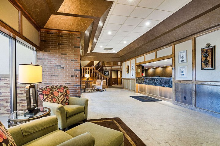Clarion Inn Garden City