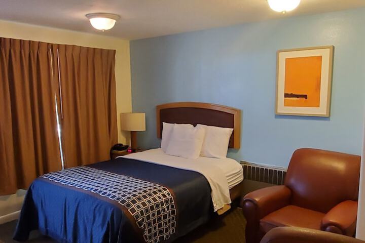 Room 34 of 37
