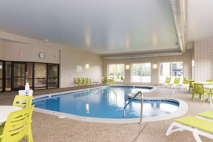 Pool 4 of 21