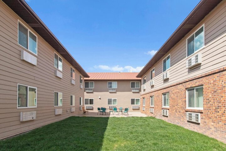 Super 8 by Wyndham Ogallala
