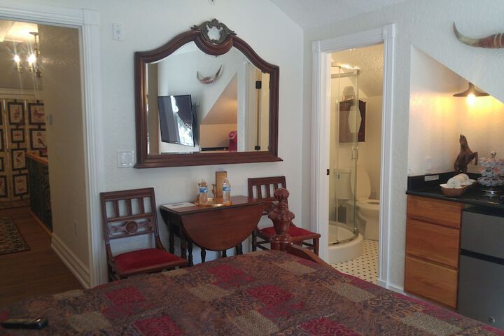 Room 36 of 54