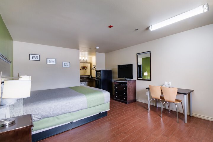 Room 31 of 35