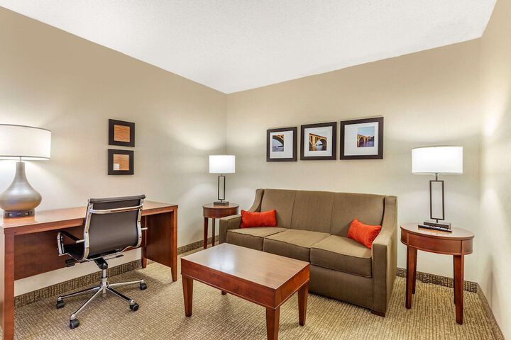 Room 18 of 38
