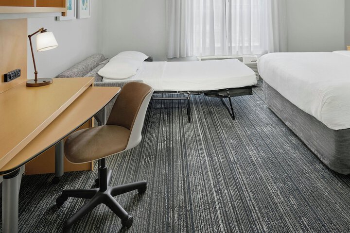TownePlace Suites Lawrence Downtown