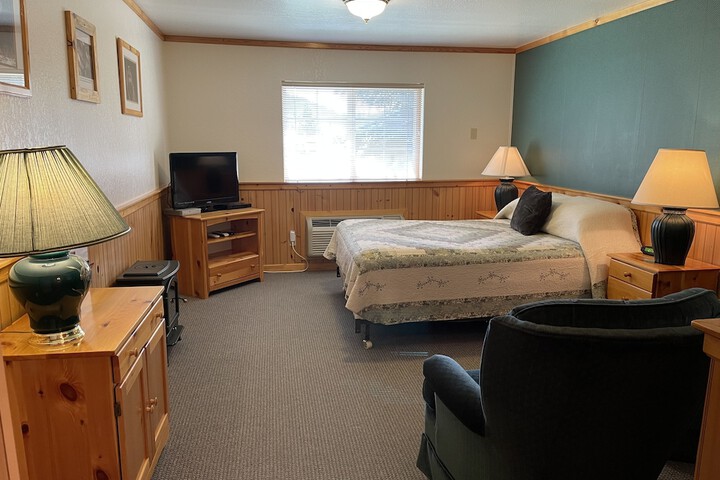 Room 28 of 44