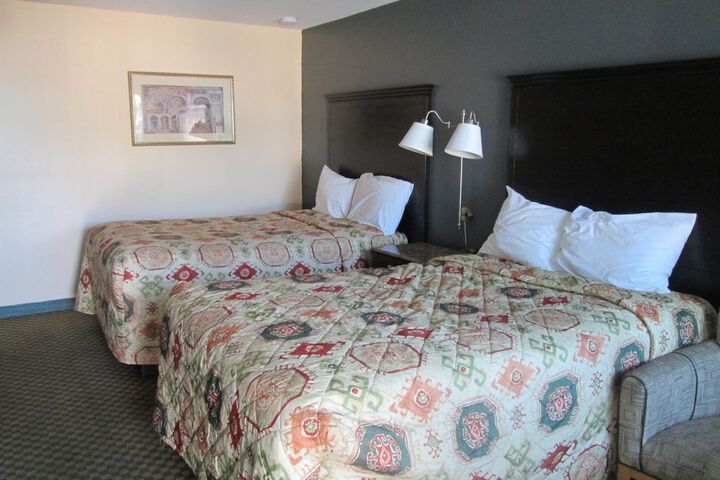Room 5 of 19