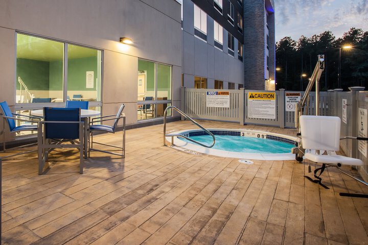 Pool 7 of 31