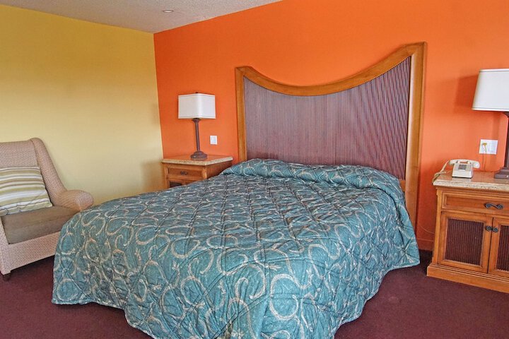 Room 34 of 47