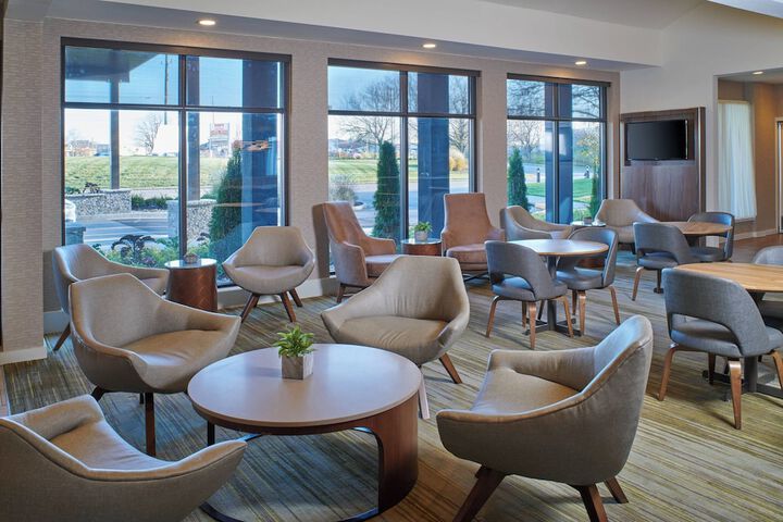 Hotel Interior 11 of 32