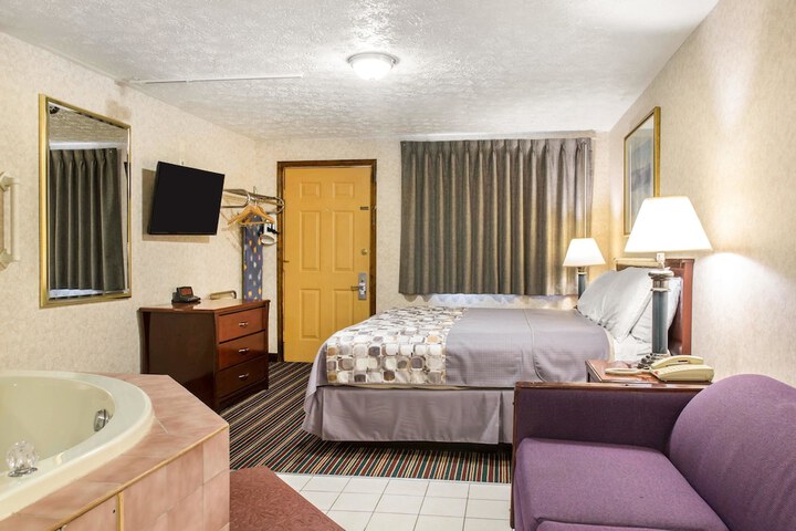 Room 22 of 23