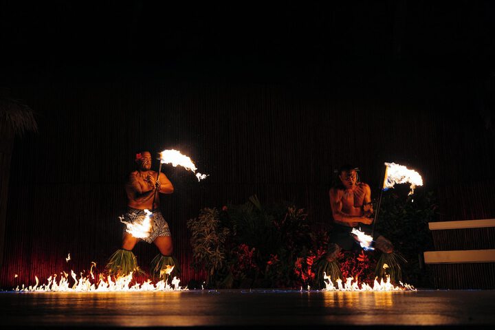 Royal Lahaina Resort & Bungalows
