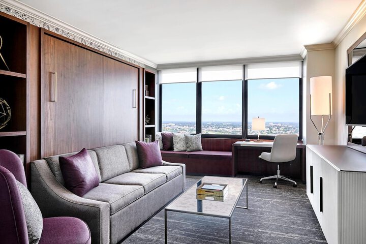 Room 40 of 86