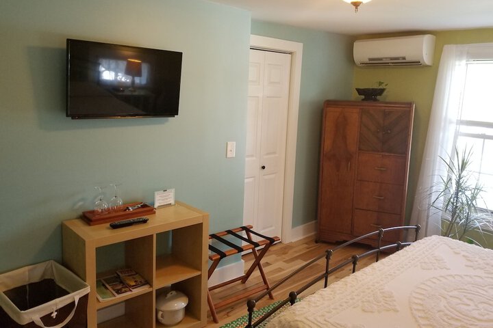 Room 14 of 35