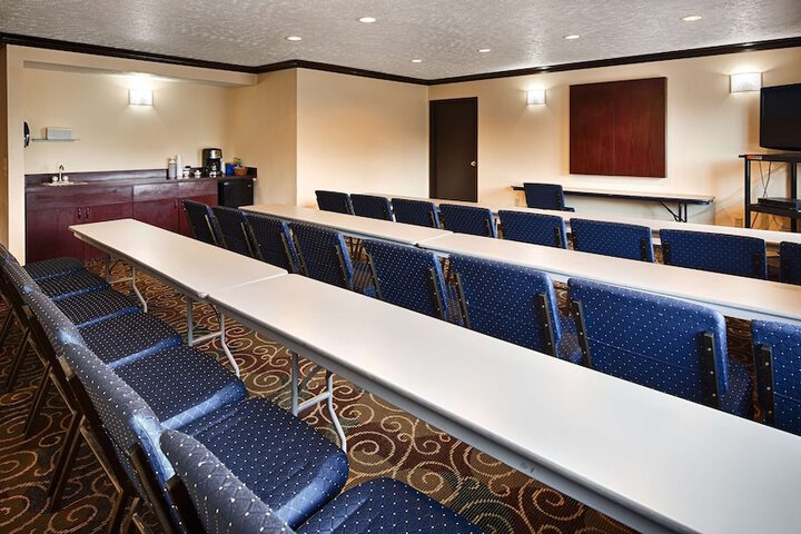 Best Western Mansfield / Bellville