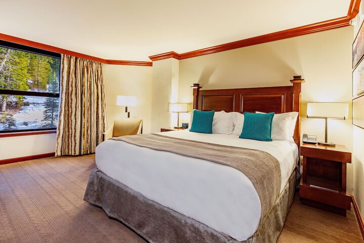 Everline Resort and Spa Lake Tahoe