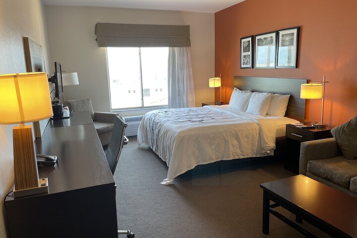 Room 19 of 50
