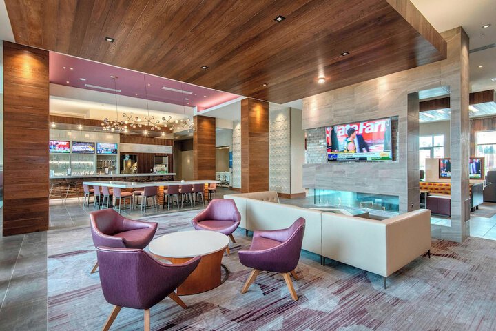 Courtyard by Marriott Raleigh Cary / Parkside Town Commons
