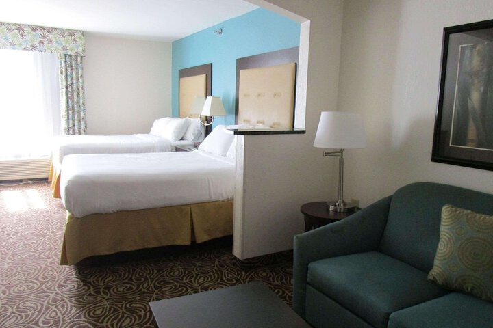 Country Inn & Suites by Radisson Murrells Inlet, SC