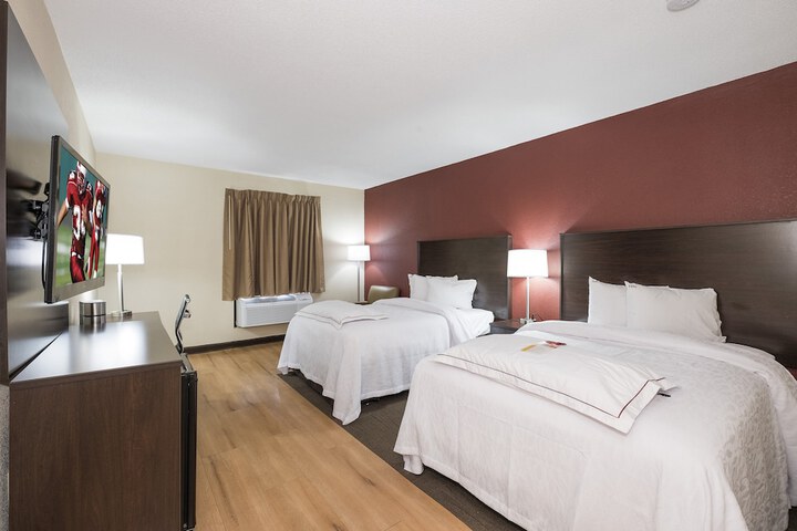 Room 33 of 52