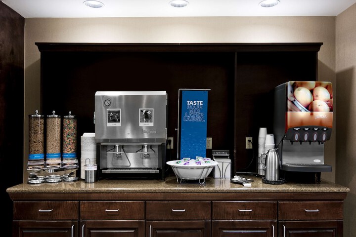 Breakfast/Coffee Service 67 of 74