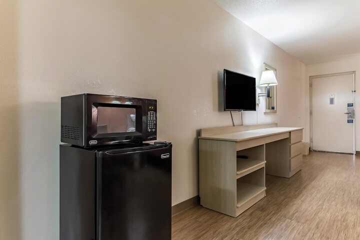 Room 26 of 39