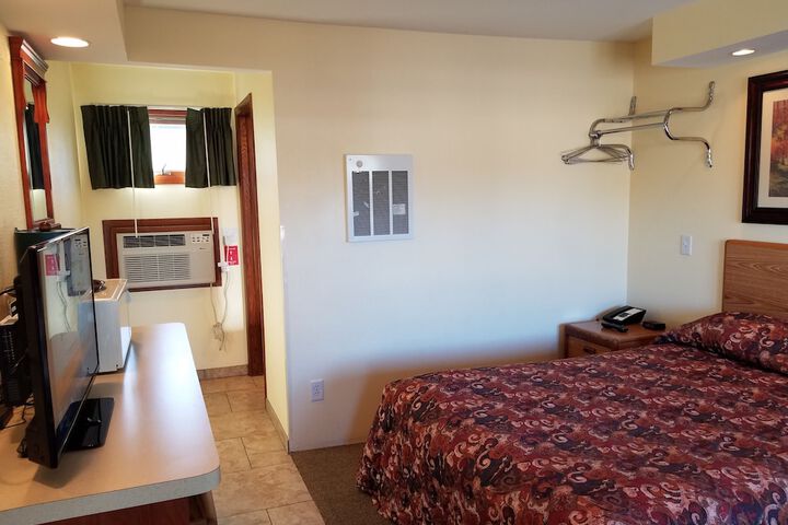 Room 85 of 120
