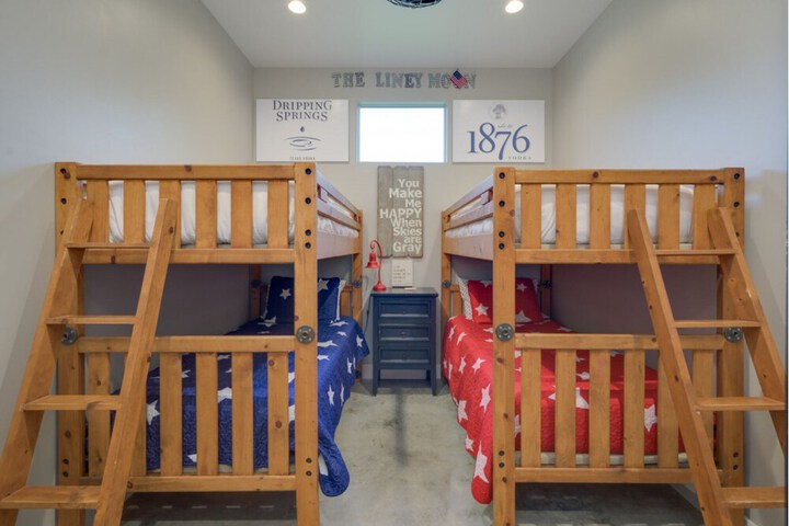 The Liney Moon