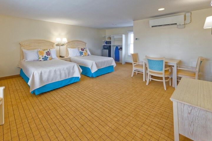 Room 18 of 22