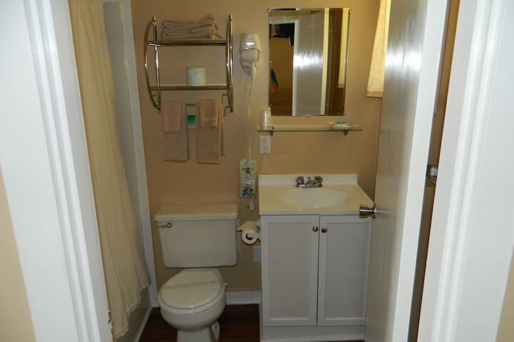 Room 18 of 37