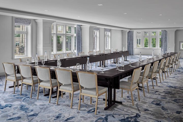 The Lytle Park Hotel Autograph Collection