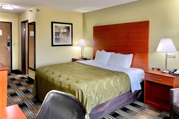 Room 48 of 72