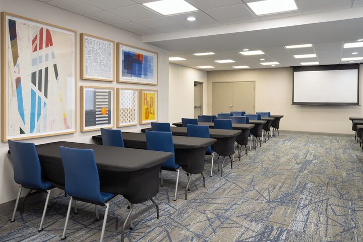 Holiday Inn Express Sheboygan-Kohler by IHG