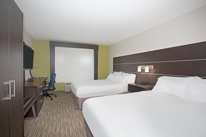 Room 20 of 47