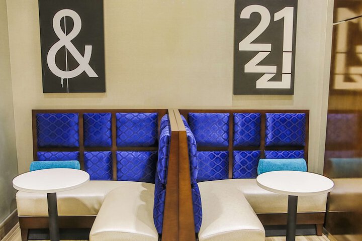 Hotel Interior 14 of 64