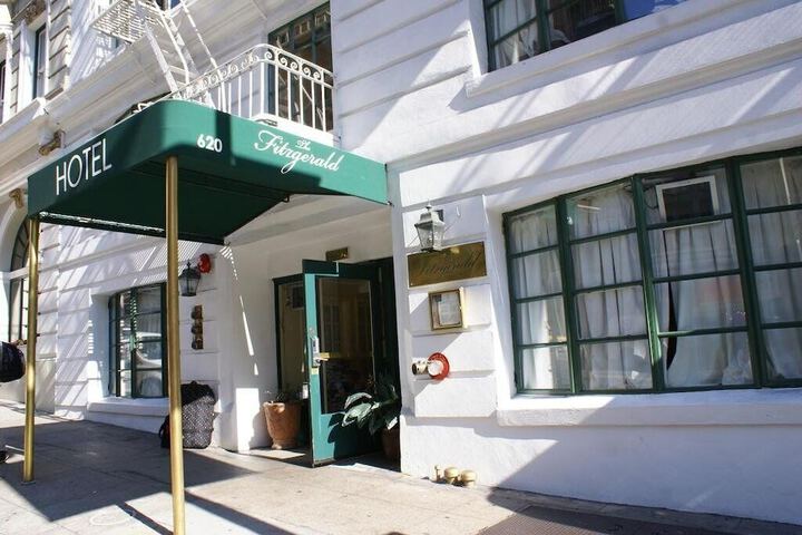 Hotel 10 of 51