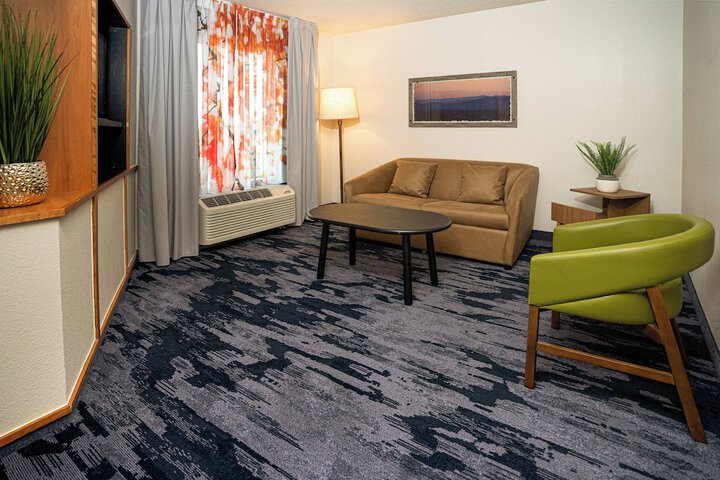 Room 21 of 29