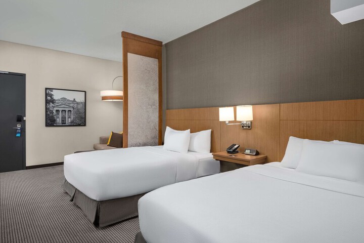 Hyatt Place Iowa City Downtown