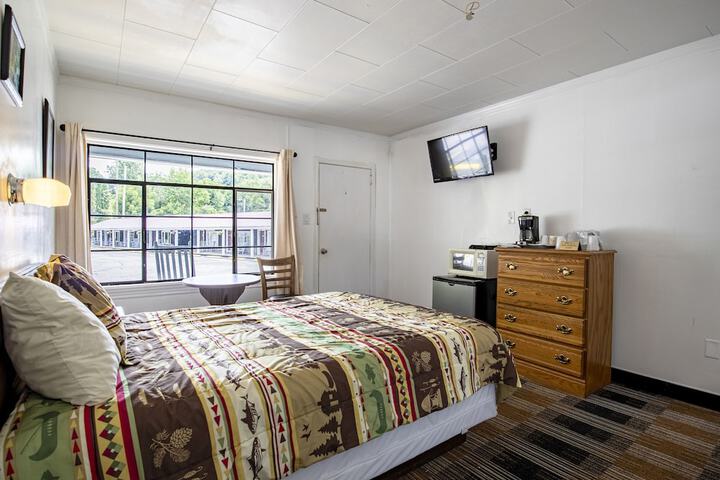 Room 45 of 74