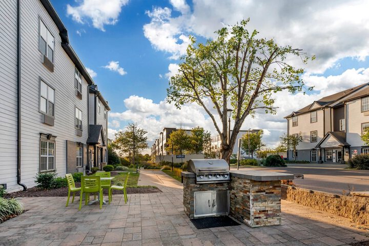 MainStay Suites Sterling near Dulles Town Center