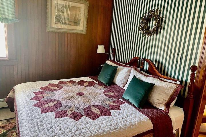 Room 12 of 31