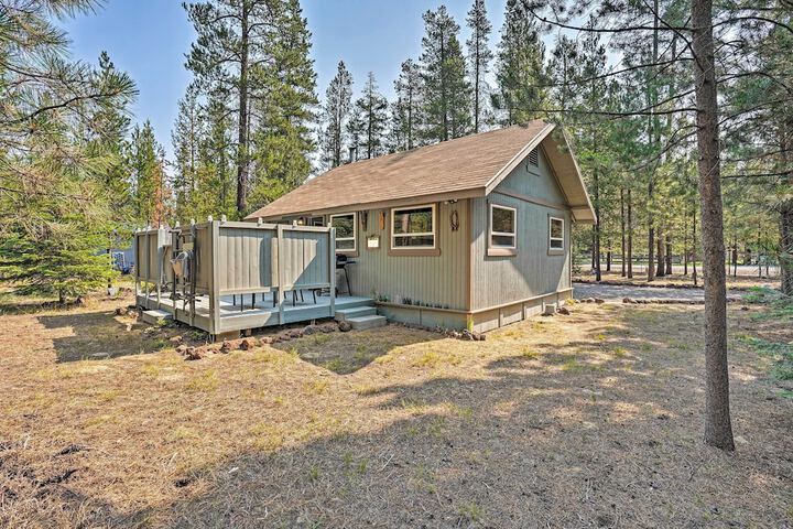 High Lakes Hideaway: La Pine Fishing Cabin!