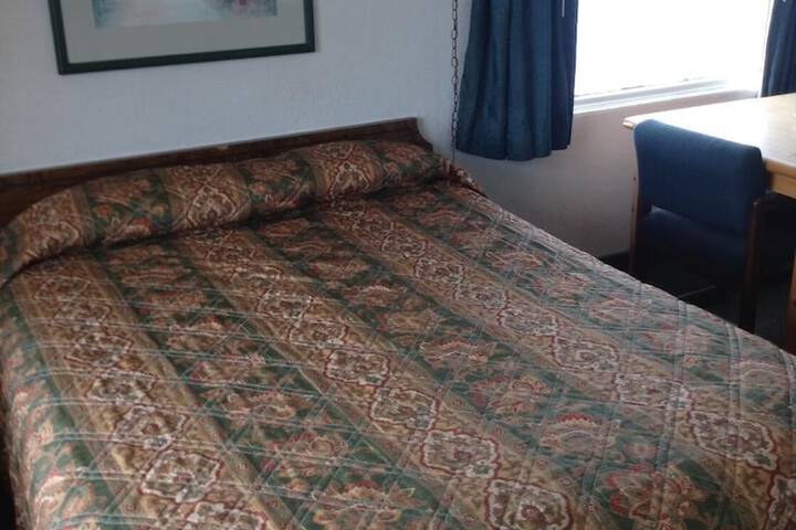 Room 35 of 47