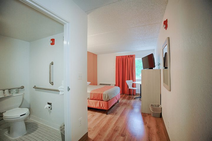 Room 36 of 47