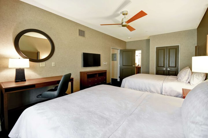 Room 50 of 85