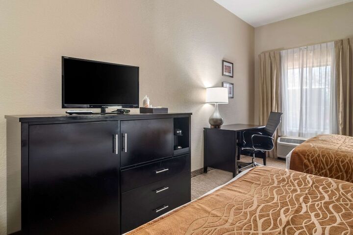 Room 34 of 51