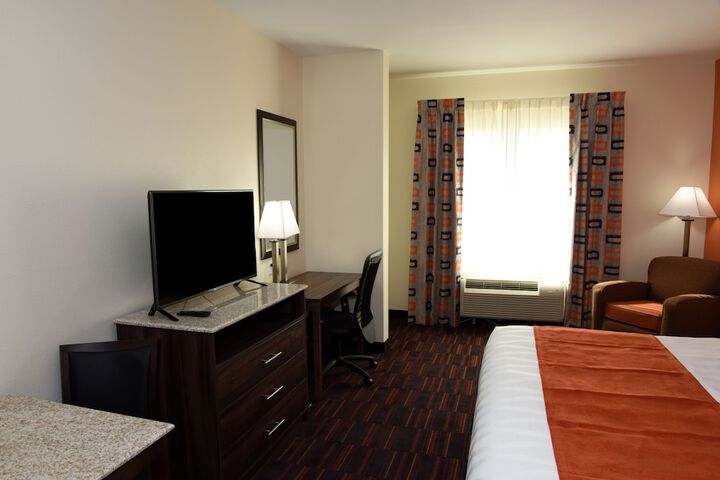 Room 34 of 43