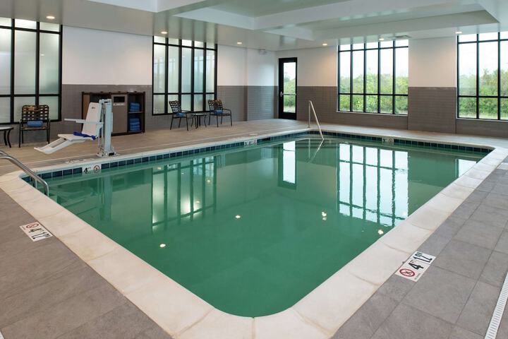 Pool 11 of 44