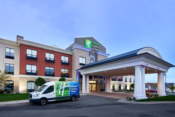 Hotel 5 of 40