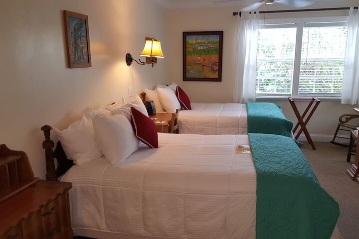 Room 75 of 392
