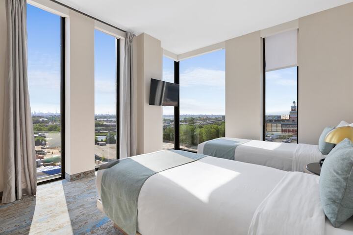 Room 25 of 61